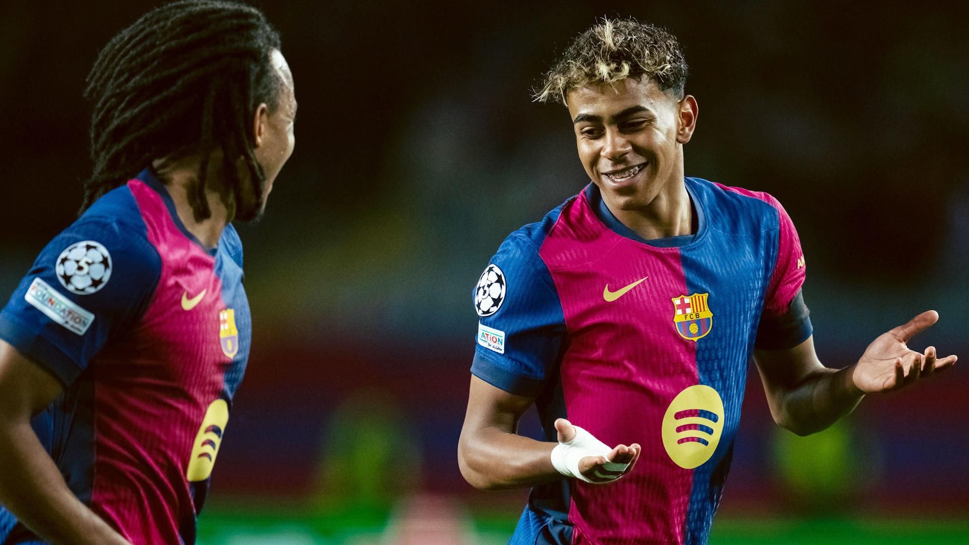 Iñigo Martínez与巴塞罗那续约至2026年