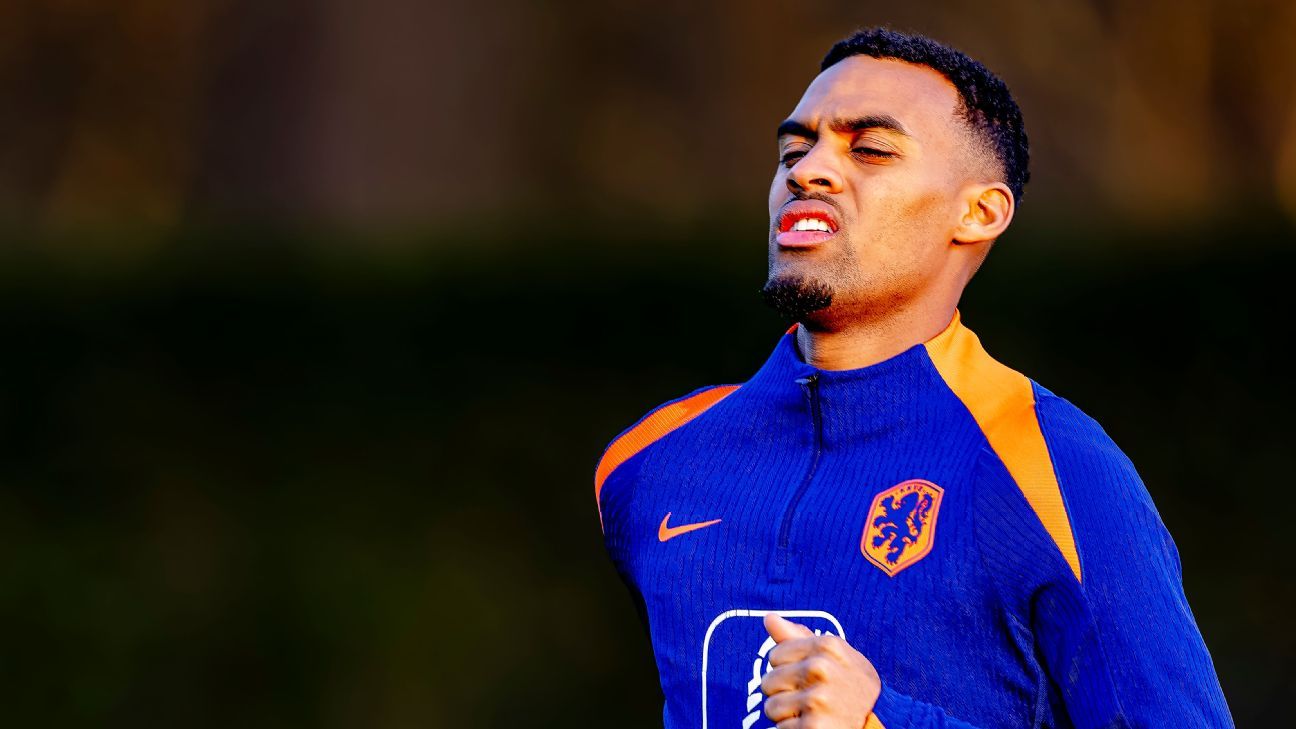 利物浦的格雷文伯奇因伤离开荷兰队