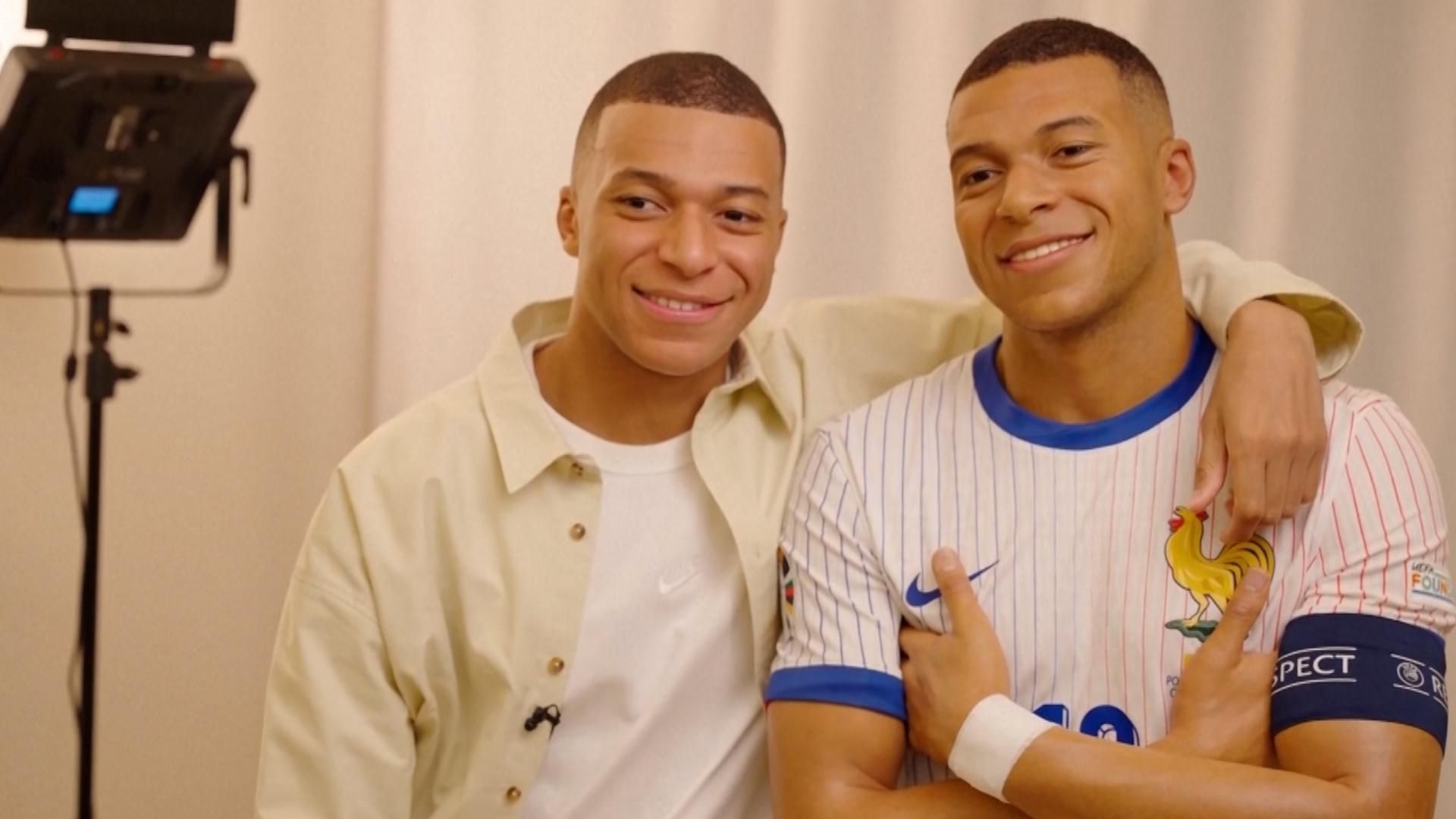 马德里的Kylian mbappappre在杜莎夫人蜡像馆的雕像上：“英俊”