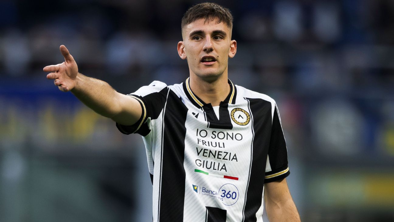 转会传闻，新闻：曼联让意大利前锋卢卡成为新目标