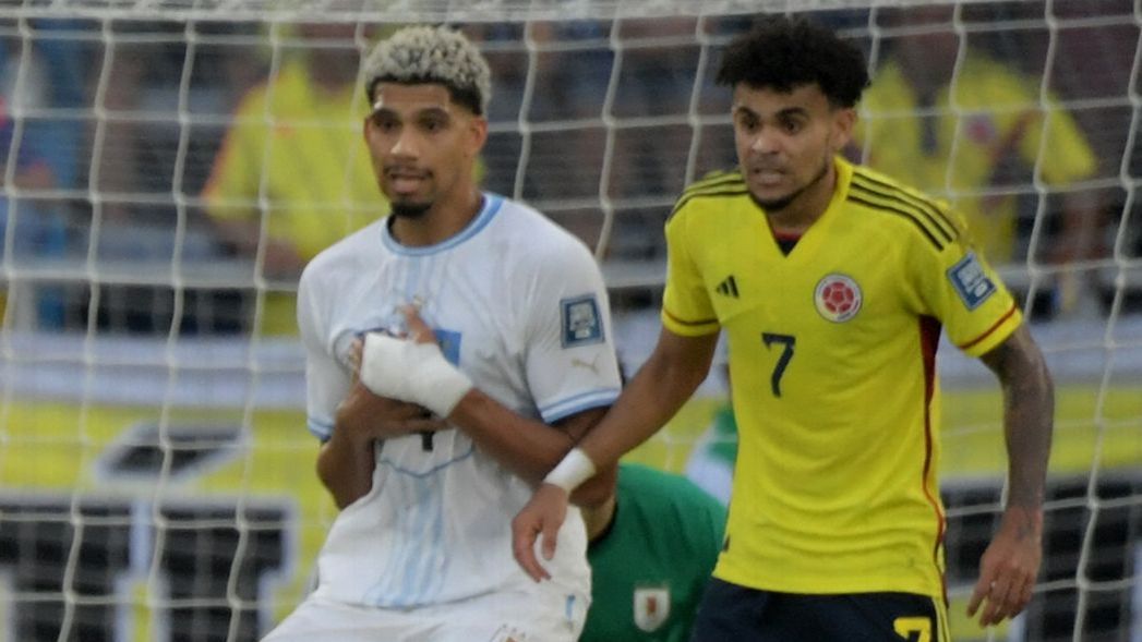 转会传闻，新闻：巴萨Araújo，利物浦Díaz要交换俱乐部？