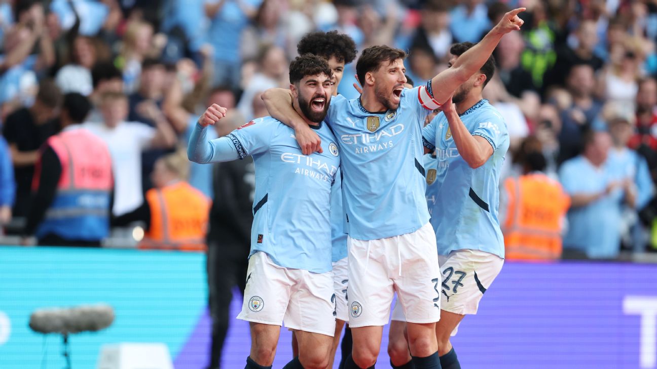 曼城最终仍有可能获得足总杯冠军和欧冠席位