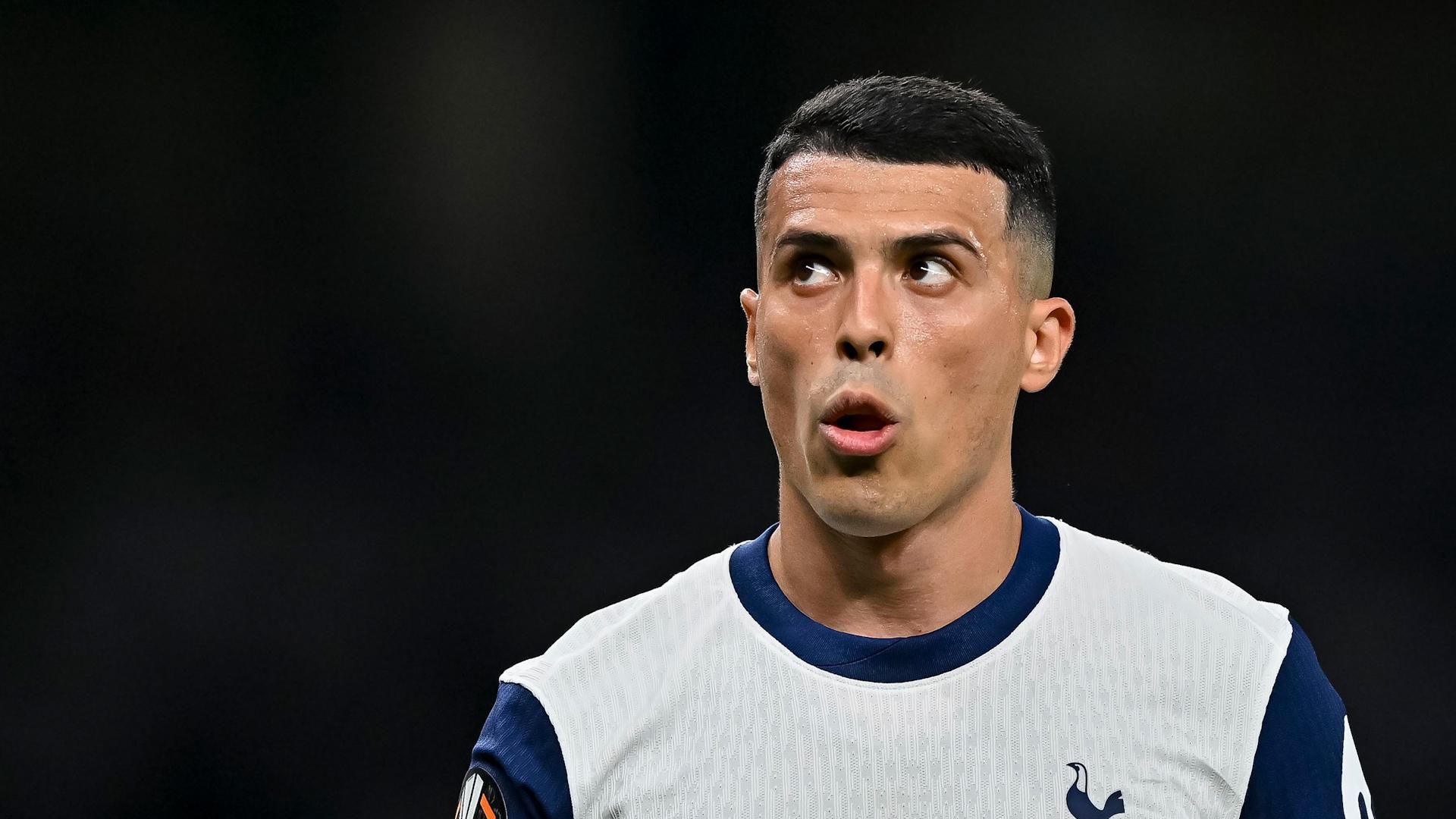 热刺的詹姆斯·麦迪森因膝伤缺席本赛季