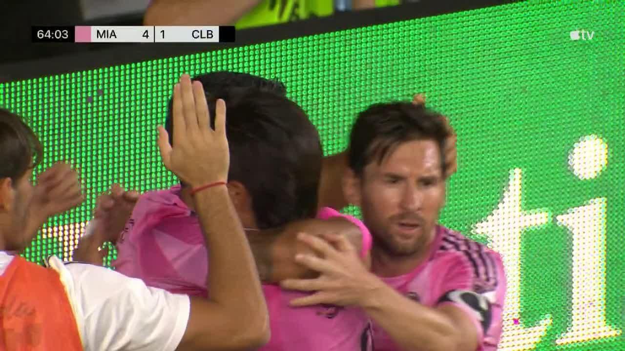 amsamica的Rodríguez说和梅西一起踢球是俱乐部未来的一个因素