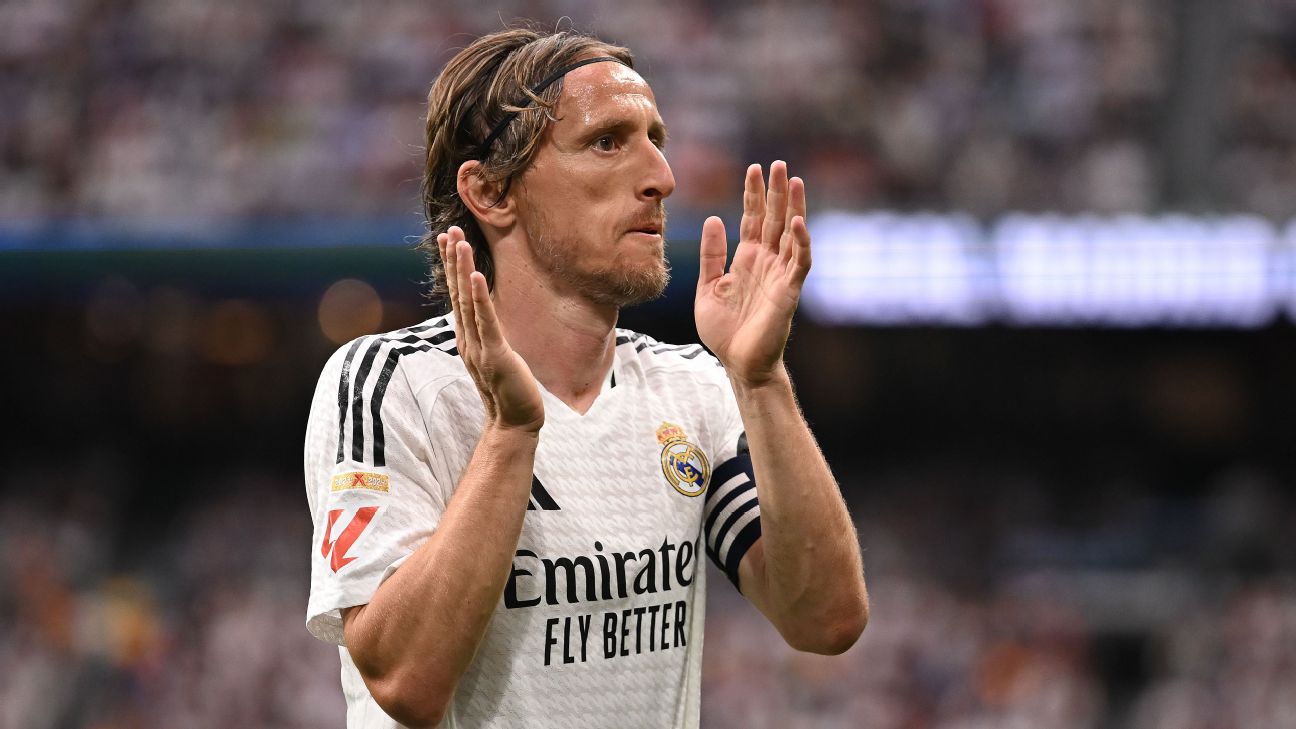 转会传闻，新闻：AC米兰接近皇马的卢卡·莫德里奇