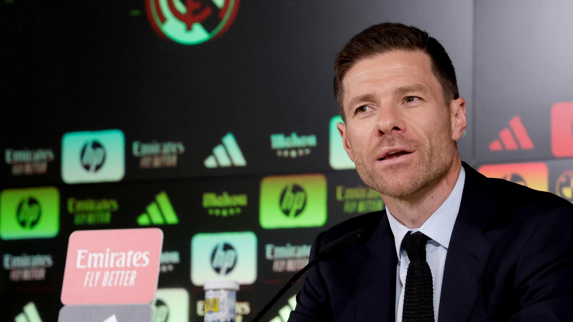 皇家马德里正在努力签下河床队的马斯坦托诺- source