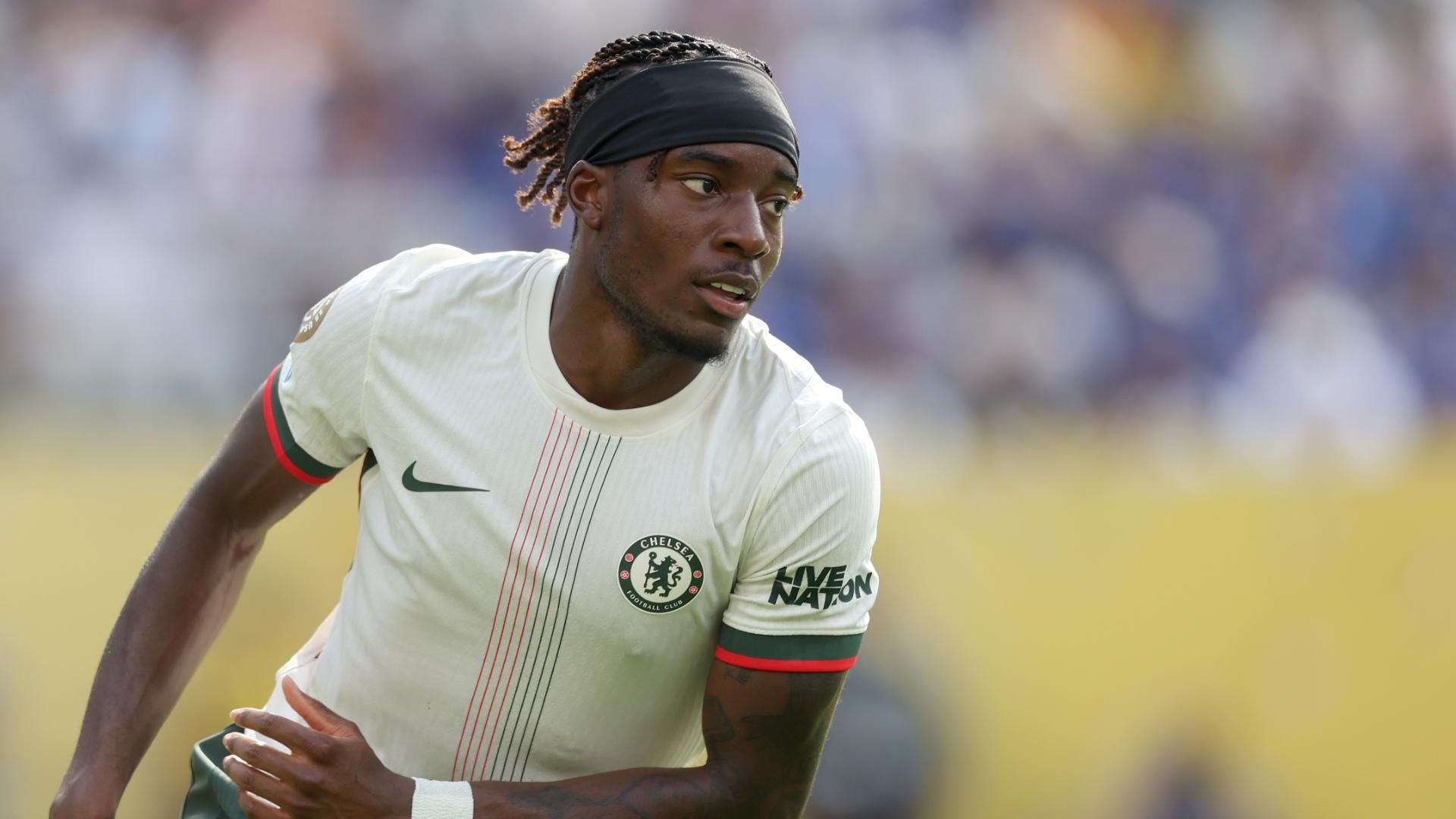 消息来源：马杜洛克在阿森纳转会前离开了切尔西