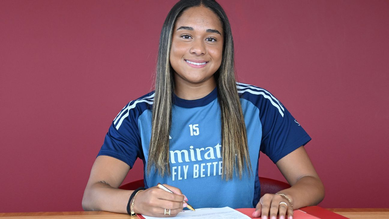 阿森纳以世界纪录的转会费签下奥利维亚·史密斯