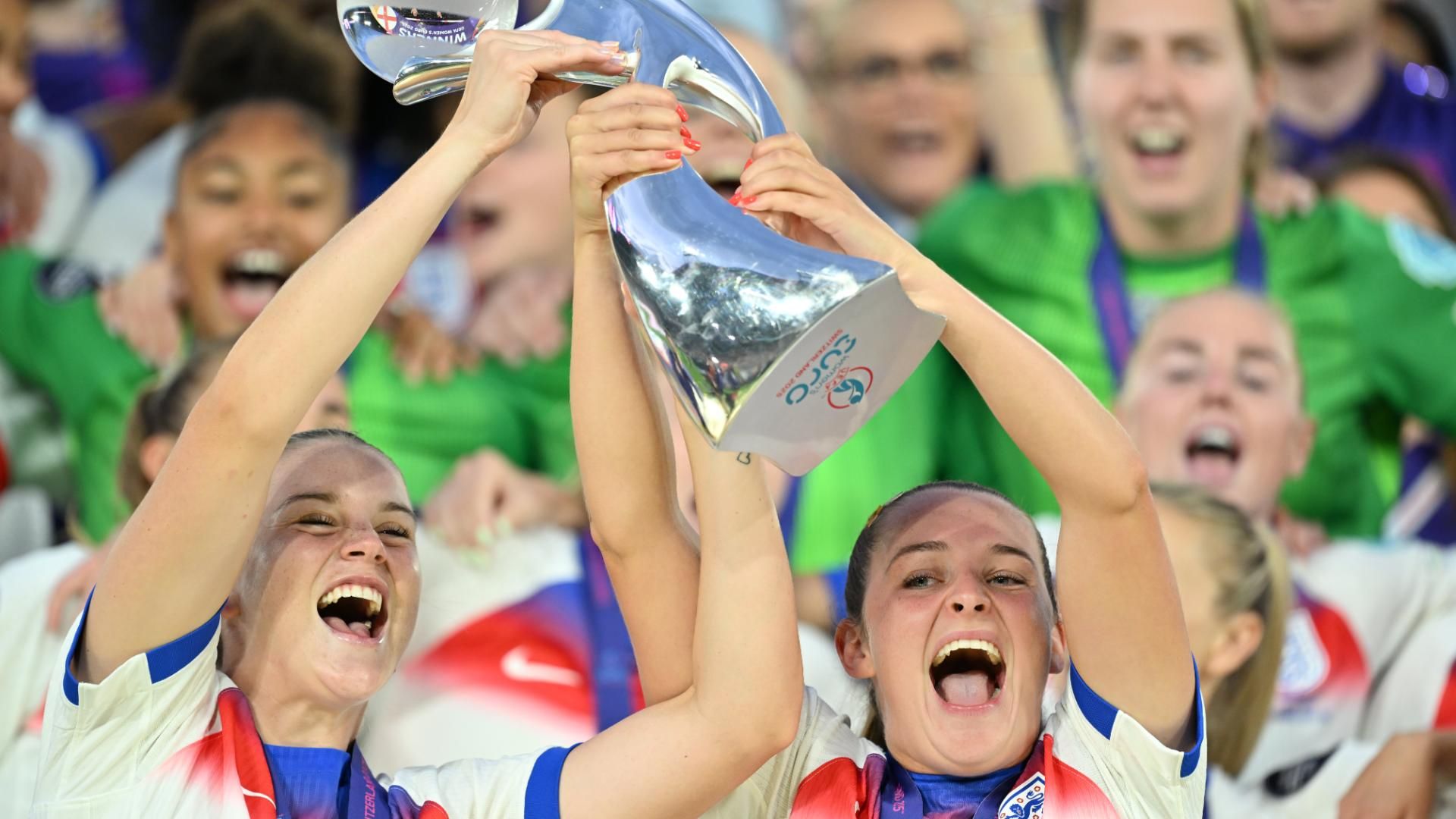 英格兰将于周二举行巴士巡游庆祝2025年欧洲杯夺冠