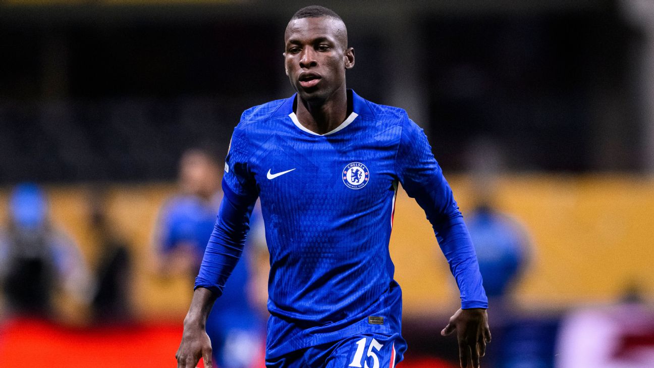 转会传闻，新闻：纽卡斯尔有意引进杰克逊以替代与利物浦传出绯闻的伊萨克