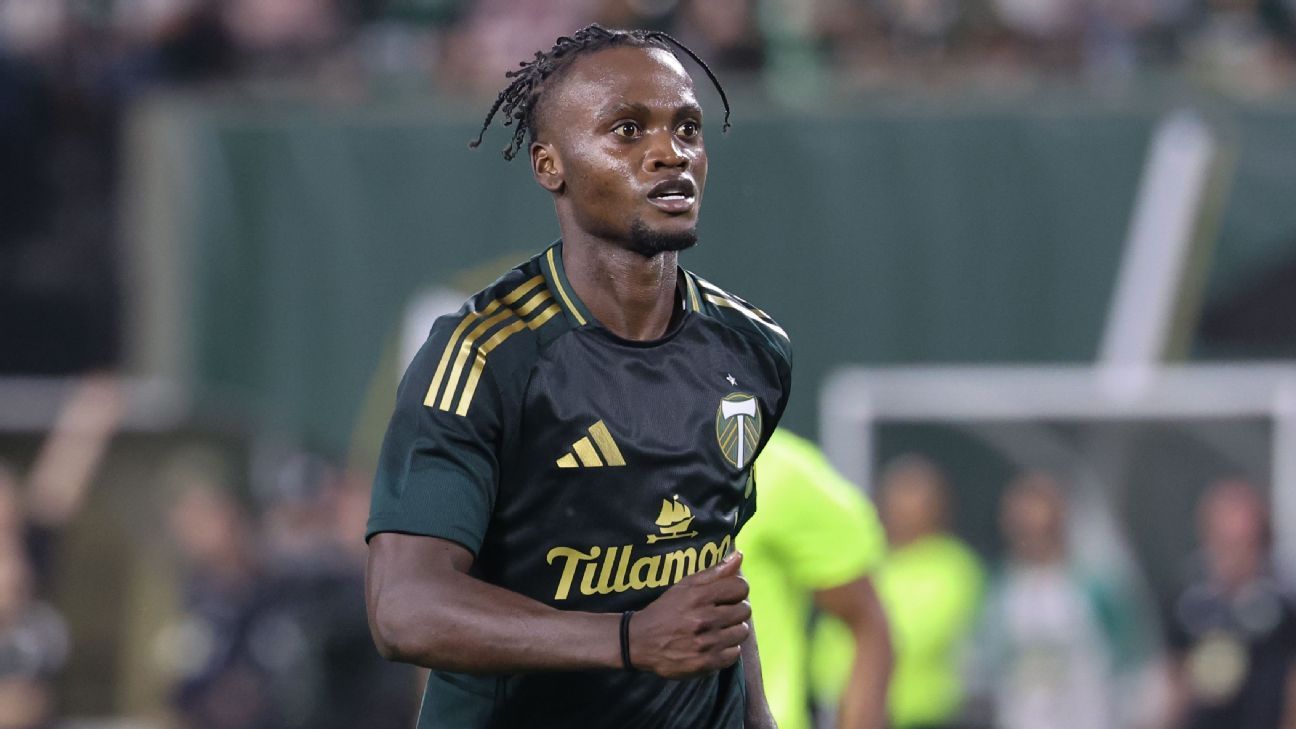 据消息人士透露，波特兰的莫雷诺将加盟弗鲁米嫩塞，此前他缺席了一场比赛。