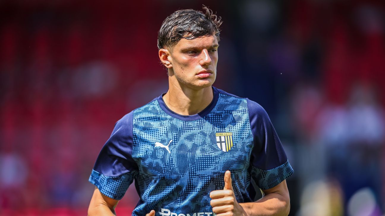 利物浦从帕尔马签下乔瓦尼·莱奥尼。