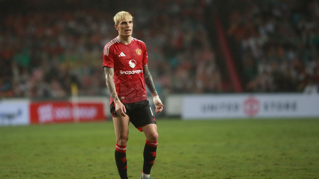 转会传闻与消息：曼联已做好准备，迎接切尔西对加纳乔的首次报价