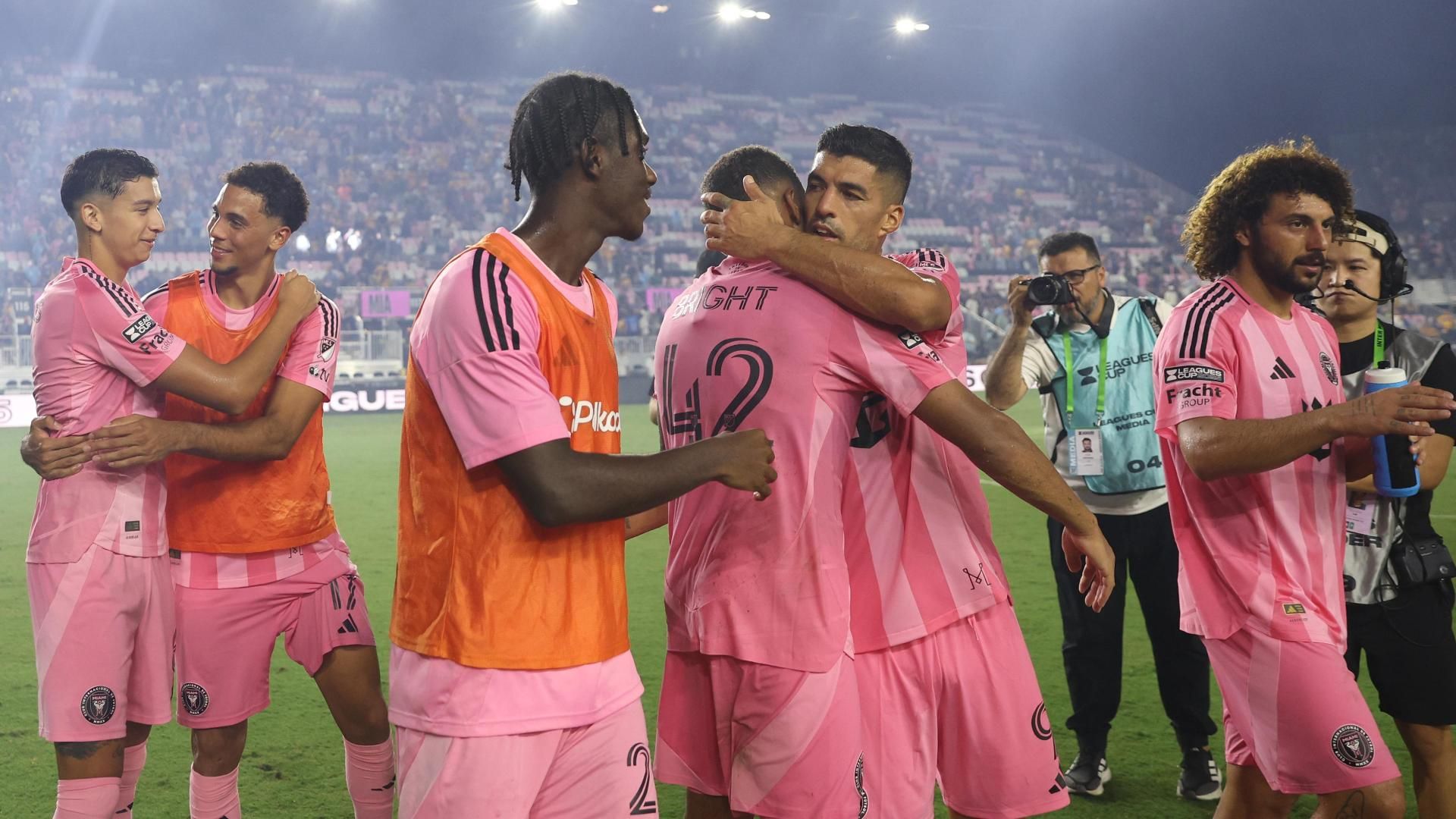 迈阿密教练谈及赛后坐在看台上一事：“我并未违反任何规则。”