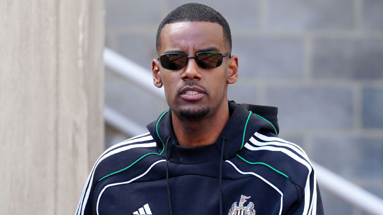 我们听到的转会截止日前的最新消息：利物浦盯上了伊萨克？曼联退出了吗？