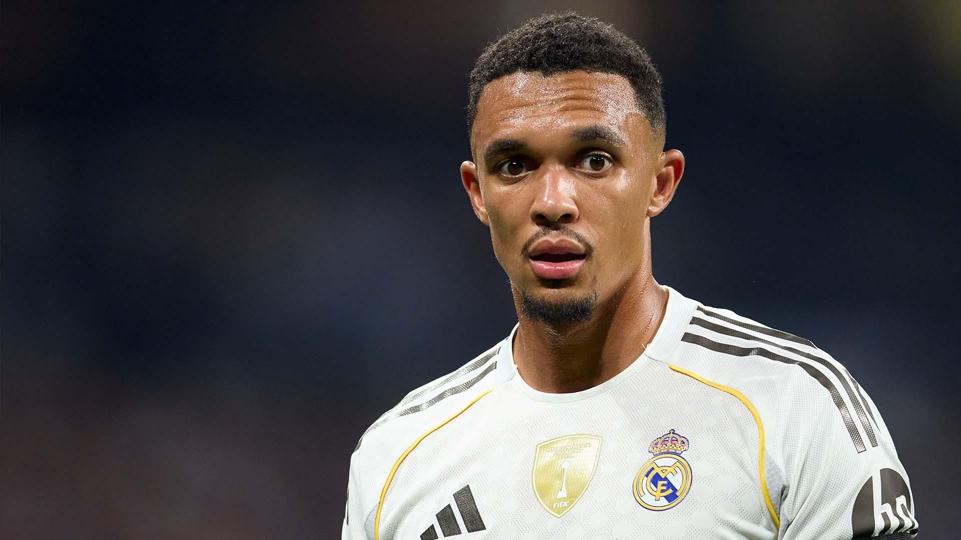 利物浦主帅斯洛特对伊萨克守口如瓶：“我们始终致力于提升阵容实力。”