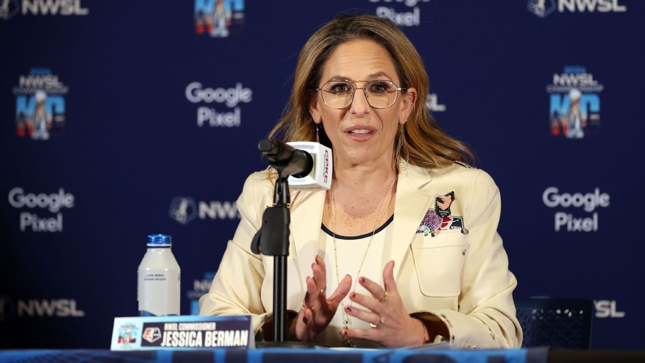 NWSL专员伯曼谈续约合同：