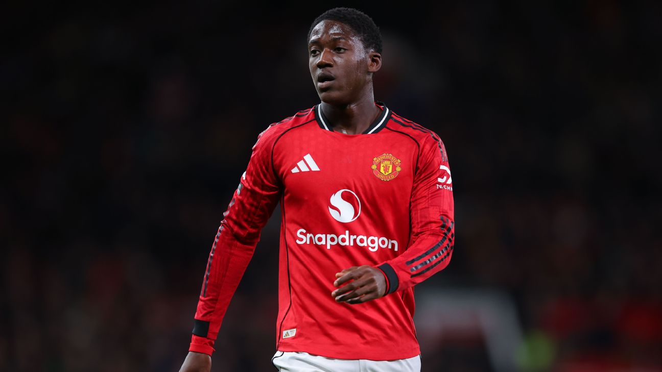 转会传闻与消息：那不勒斯正“积极施压”，力邀曼联小将梅诺加盟