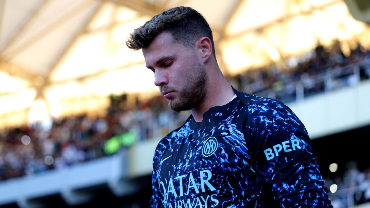 国际米兰主帅誓言支持门将马丁内斯，此前他遭遇致命车祸。