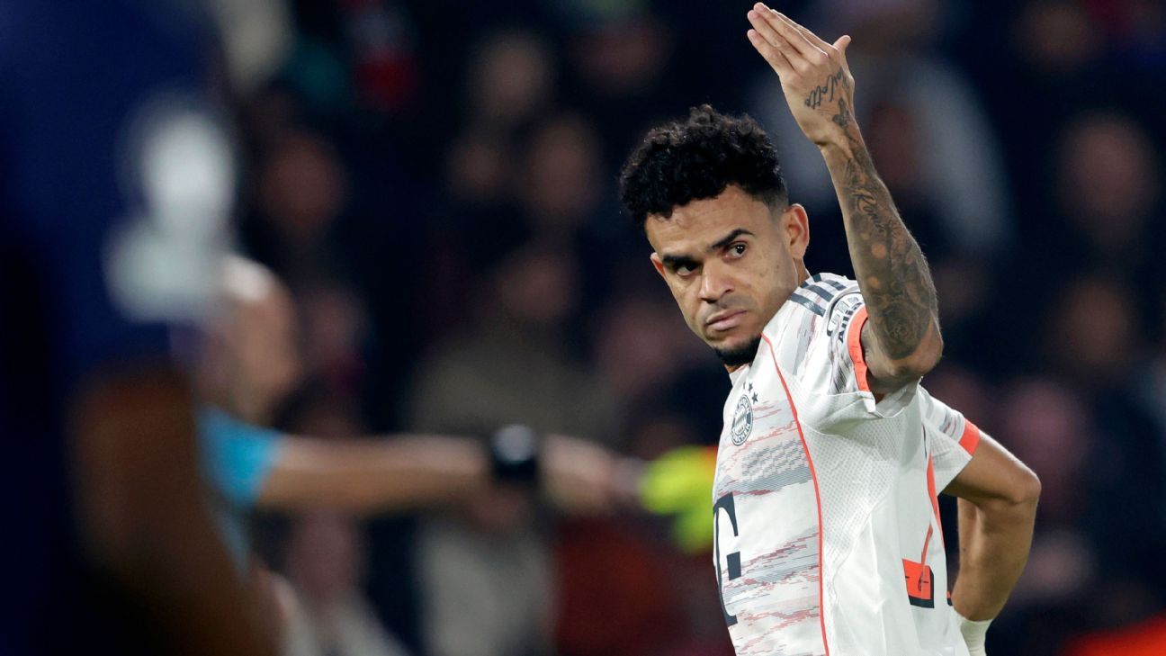 拜仁的路易斯·迪亚斯上半场对阵巴黎圣日耳曼时独进两球，并被罚下场。