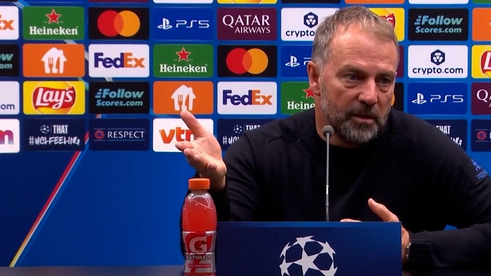 巴塞罗那在测试活动中向2.3万名球迷揭幕全新亮相的诺坎普球场