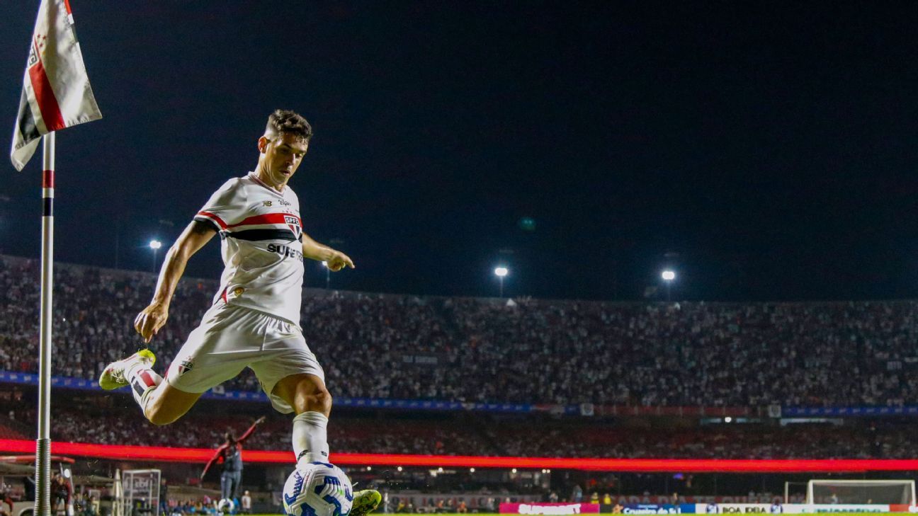 前切尔西中场奥斯卡因体能测试异常入院。