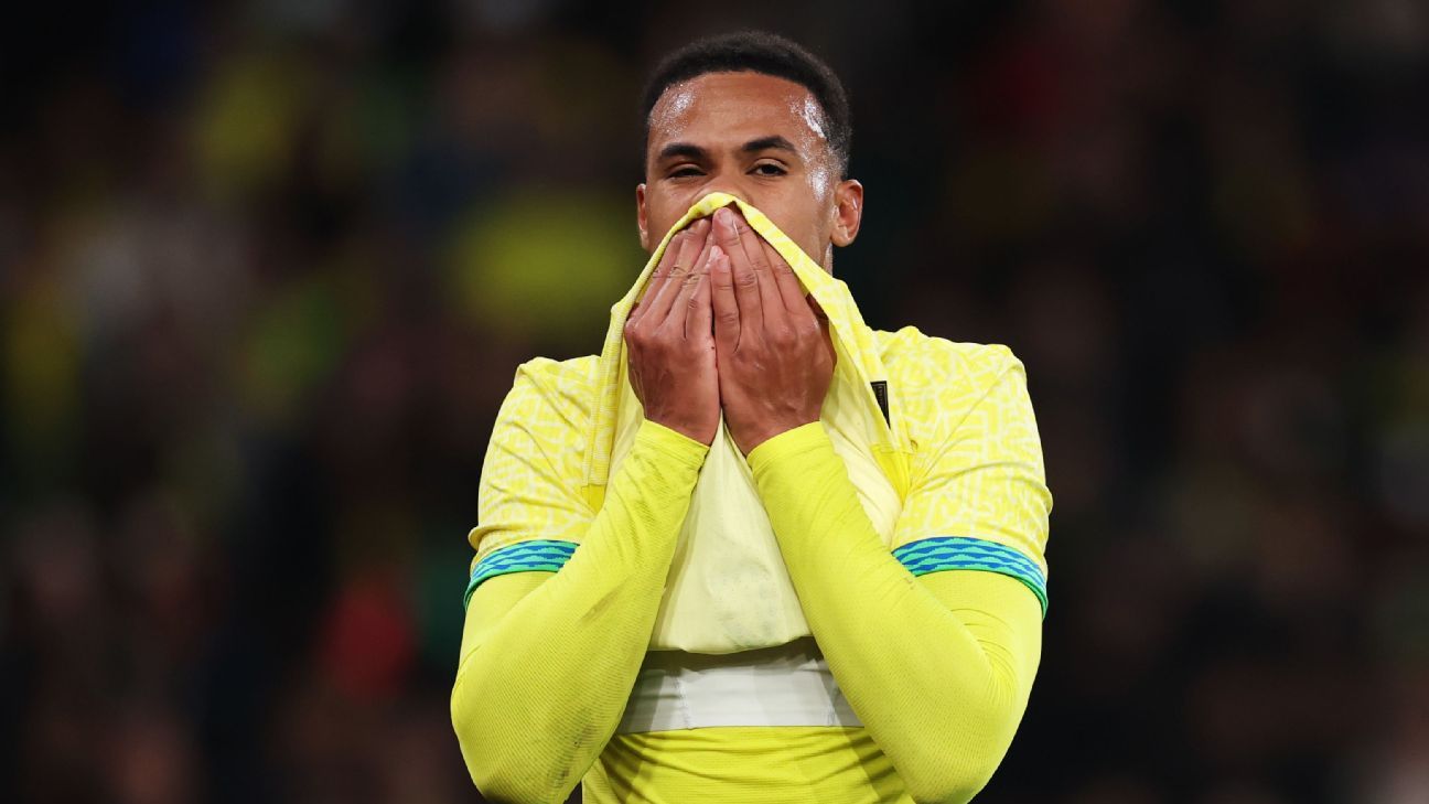 阿森纳的加布里埃尔在巴西友谊赛中因伤离场。