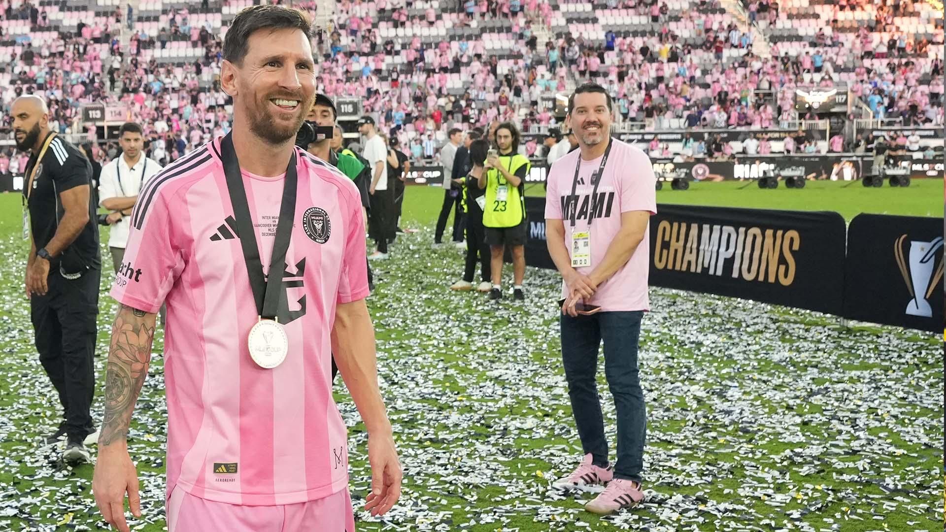 Luis Suárez extends Inter Miami deal through 2026 MLS season