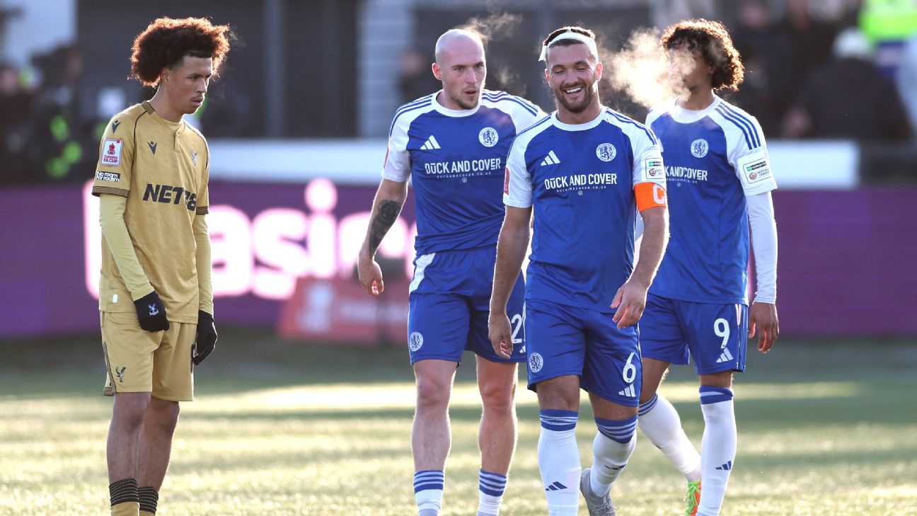 足总杯第三轮爆冷：麦克尔斯菲尔德、雷克瑟姆成为巨人杀手