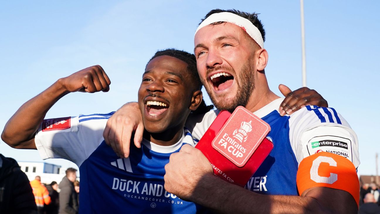 足总杯抽签：爆冷高手麦克尔斯菲尔德将在第四轮对阵布伦特福德。