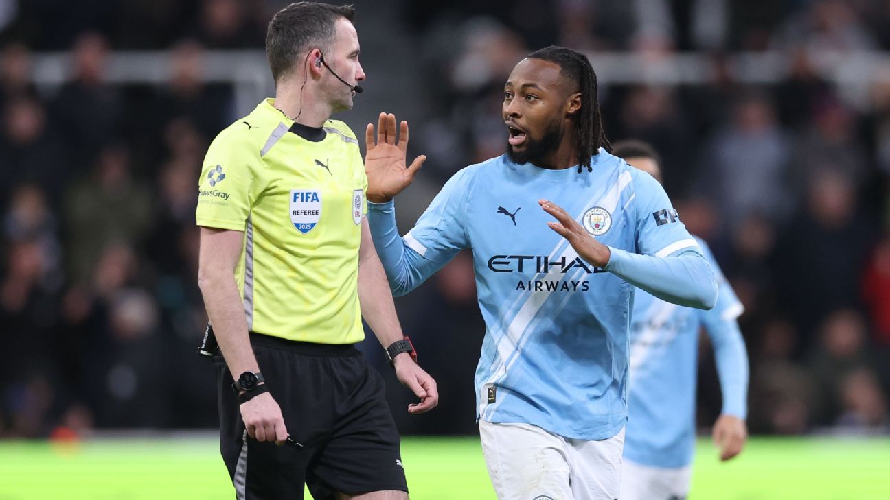 VAR回放：解读取消塞梅尼奥进球的五分钟判罚决定