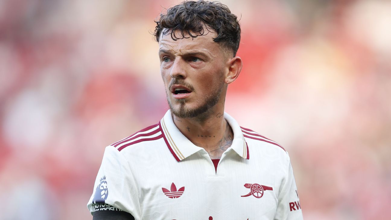 转会传闻与新闻：阿森纳关注里斯本竞技后卫本·怀特，其未来尚不明朗