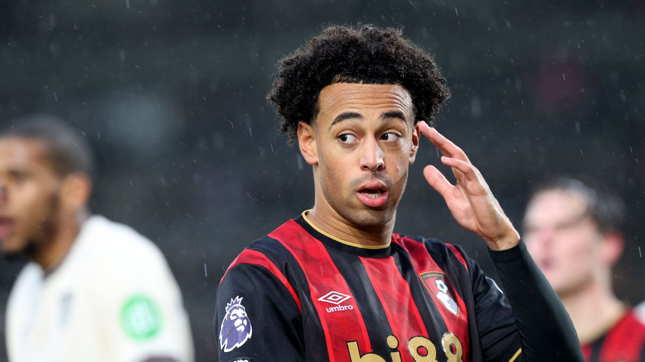 转会传闻与新闻：曼联、切尔西、利物浦瞄准美国男足明星