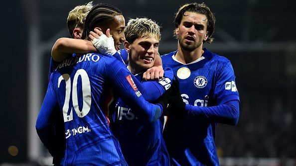 利亚姆·罗塞尼尔承认，切尔西能赢得与雷克瑟姆的足总杯比赛是“幸运”的。