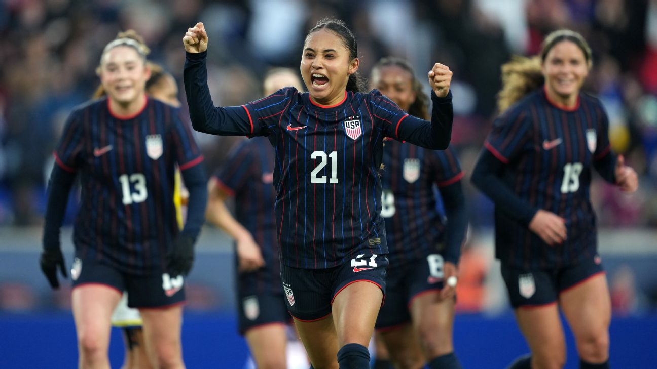 美国女足凭借汤普森的进球赢得她相信杯冠军