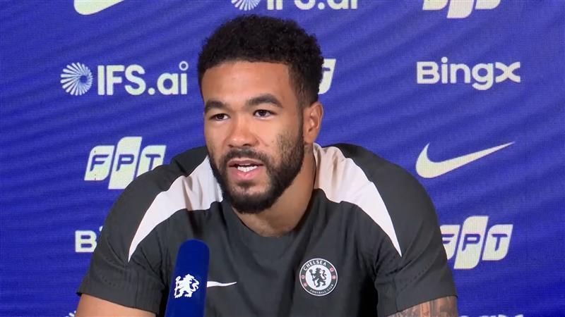 利亚姆·罗塞尼尔对切尔西更衣室中裁判的表现感到失望，已联系PGMOL。