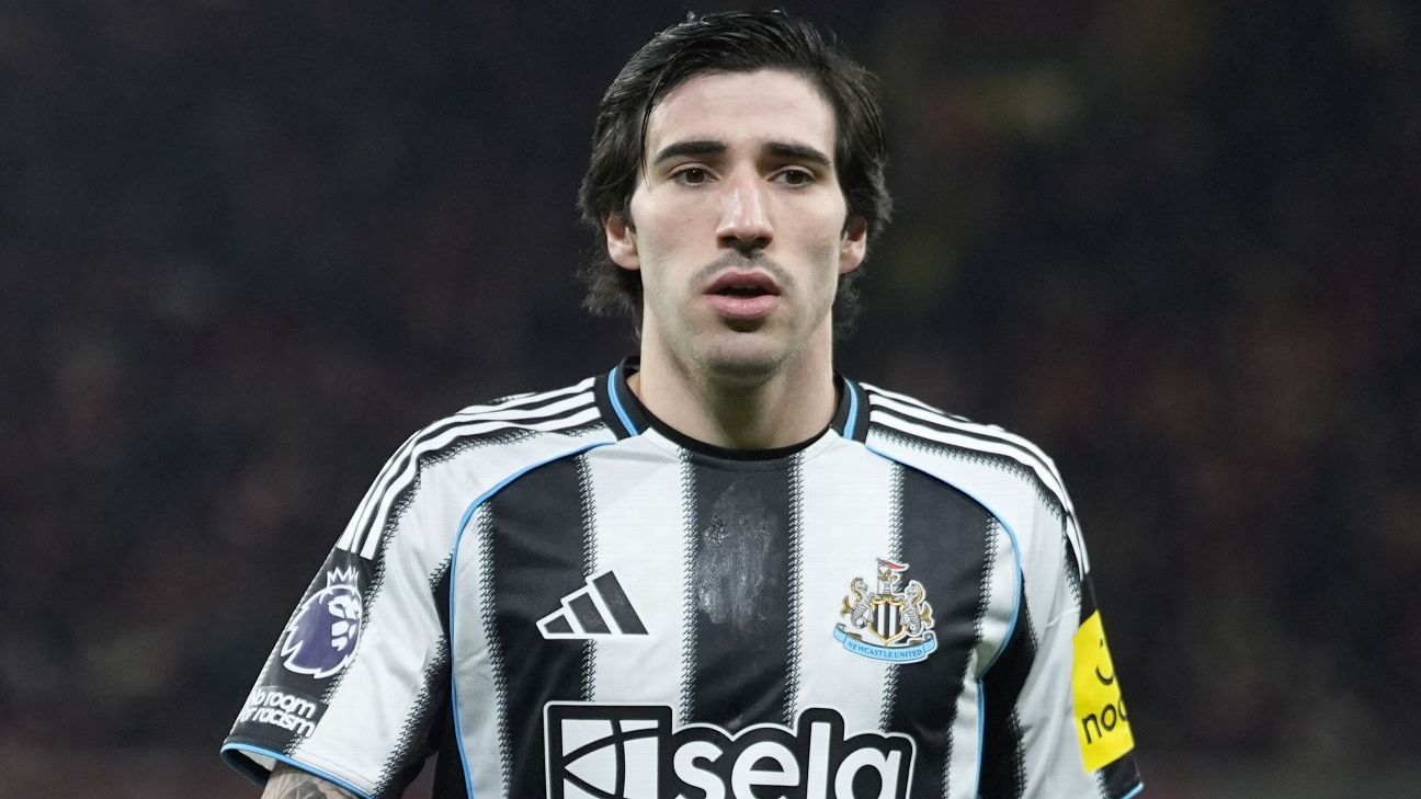 转会传闻与新闻：阿森纳、曼城、曼联均对托纳利感兴趣