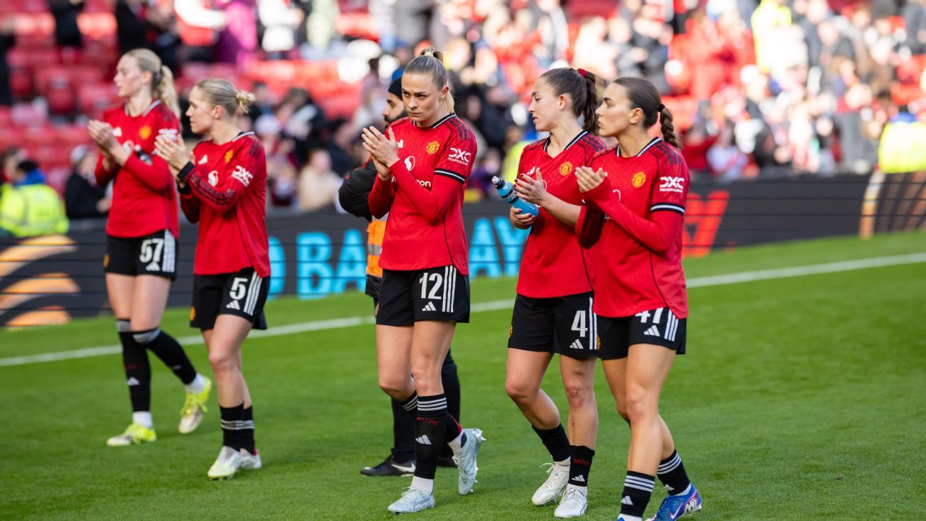 马克·斯金纳：曼联即便德比战失利，仍有望晋级欧战